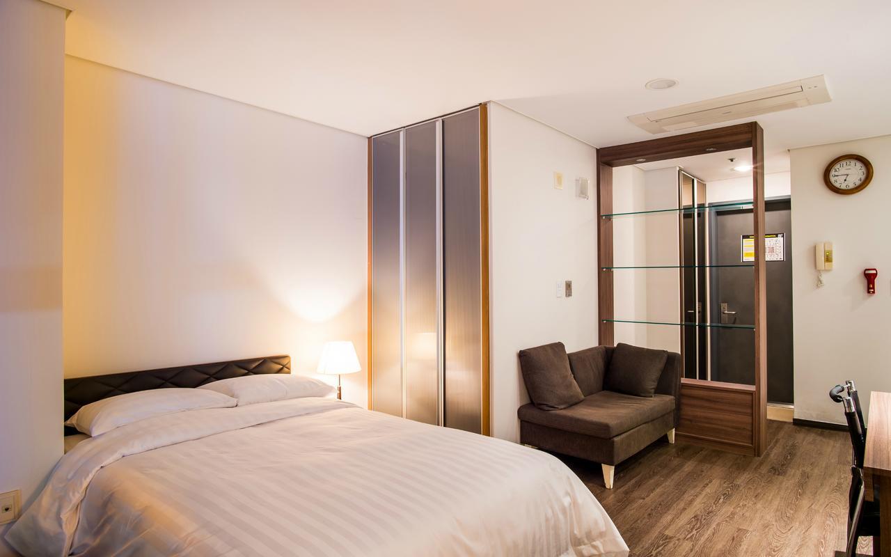 Hotel Arinus Shinchon Seoul Eksteriør bilde