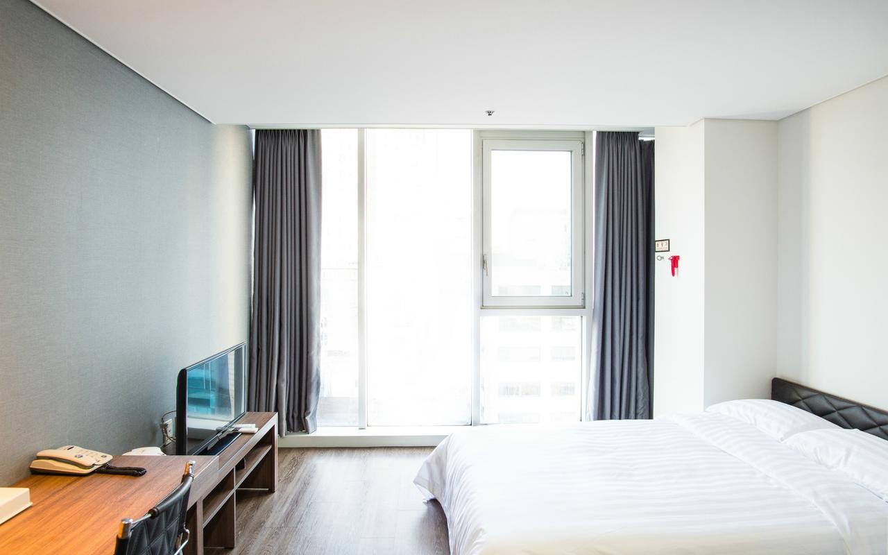 Hotel Arinus Shinchon Seoul Eksteriør bilde